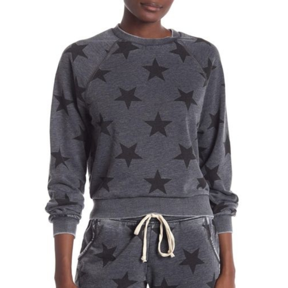 Star Printed Pullover